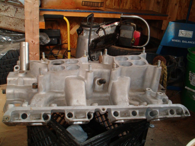 C7ZX-9425-A medium riser Intake manifold